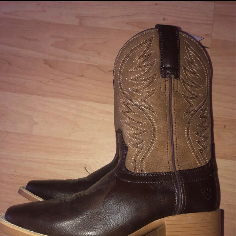 Brand new cowboys boots